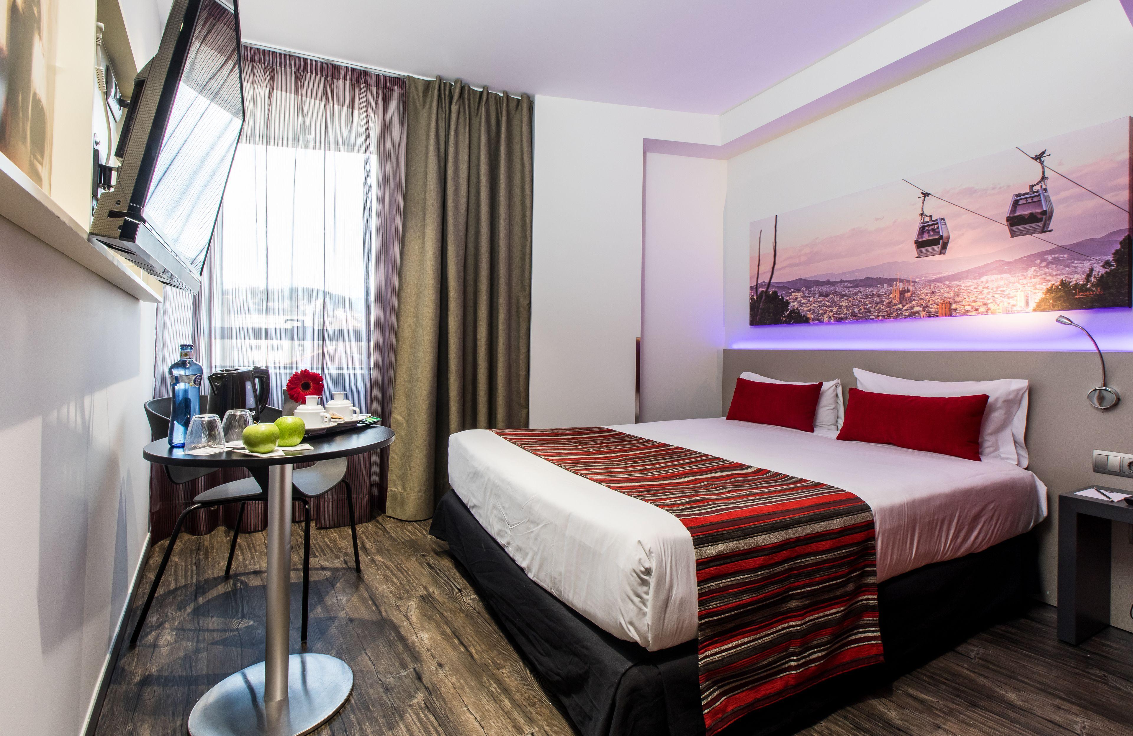 Quarto Comfort com Cama de Casal ou 2 de Solteiro